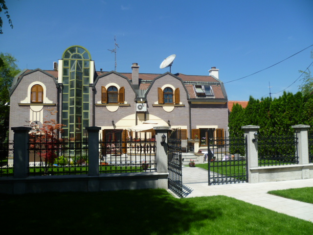 350m2, Kuća, Zemun, agencijski ID: 712