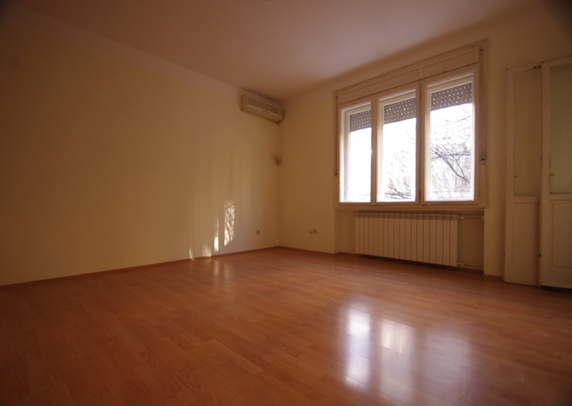 Poslovni prostor - 40m² - Centar