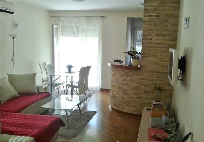 Stan - 50m² - Dedinje