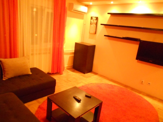 Stan - 65m² - Novi Beograd(Blokovi)