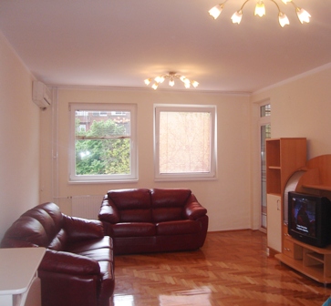 Stan - 55m² - Centar
