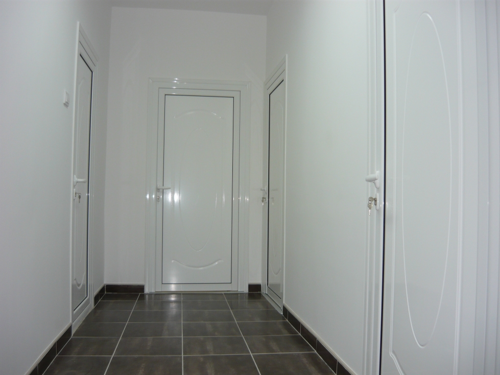 Poslovni prostor - 80m² - Centar