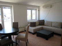 Stan - 75m² - Centar